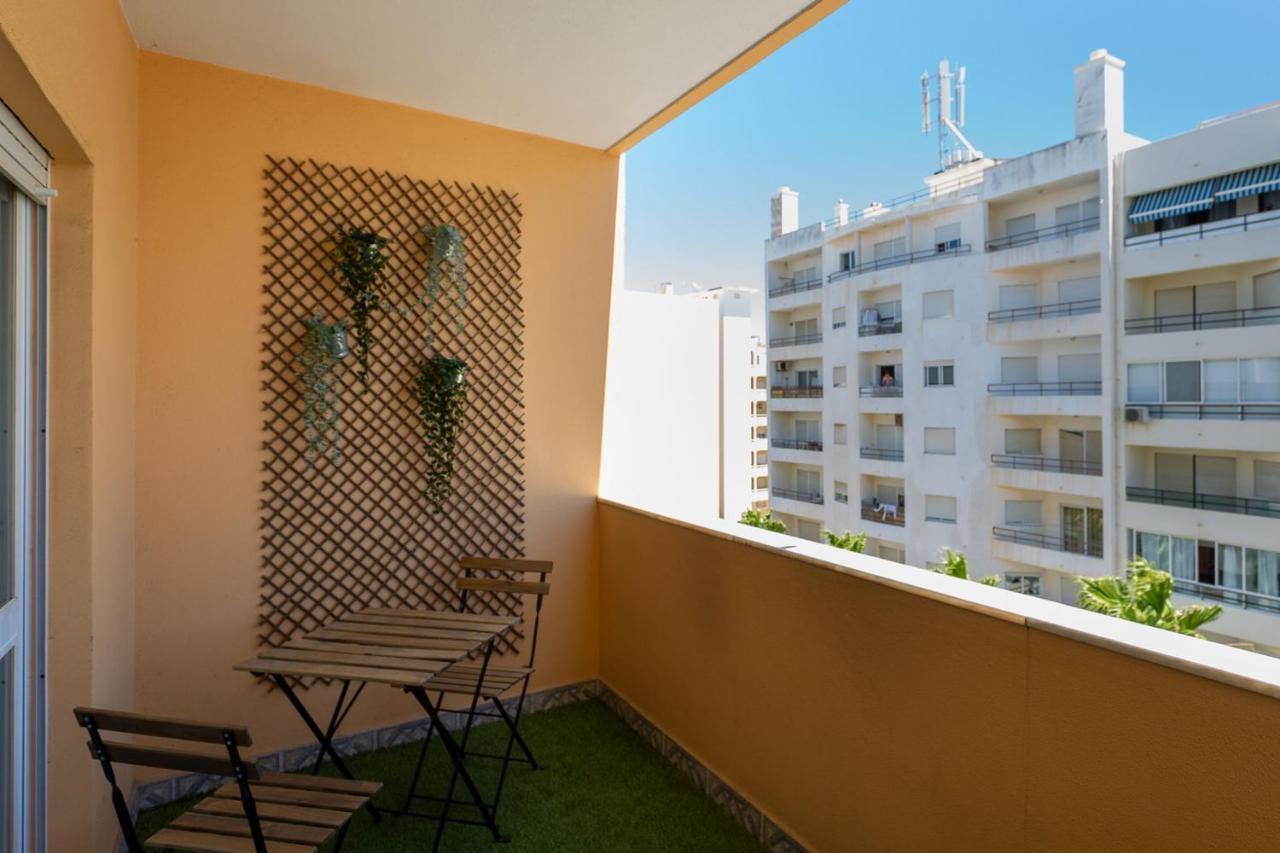 1Br Infante Flat In Quarteira By Lovelystay 外观 照片